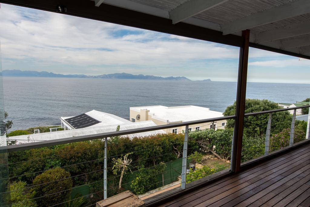 Quarterdeck Holiday Apartment เคปทาวน์ ภายนอก รูปภาพ