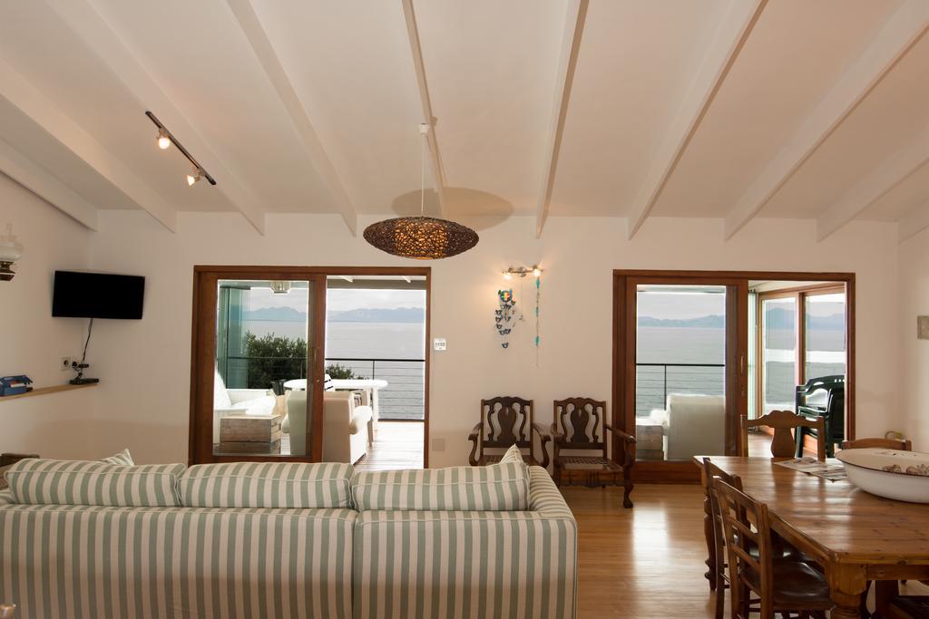 Quarterdeck Holiday Apartment เคปทาวน์ ภายนอก รูปภาพ