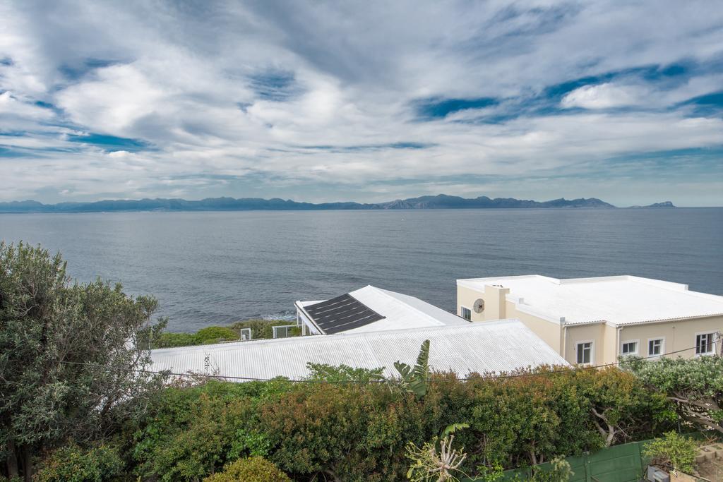 Quarterdeck Holiday Apartment เคปทาวน์ ภายนอก รูปภาพ