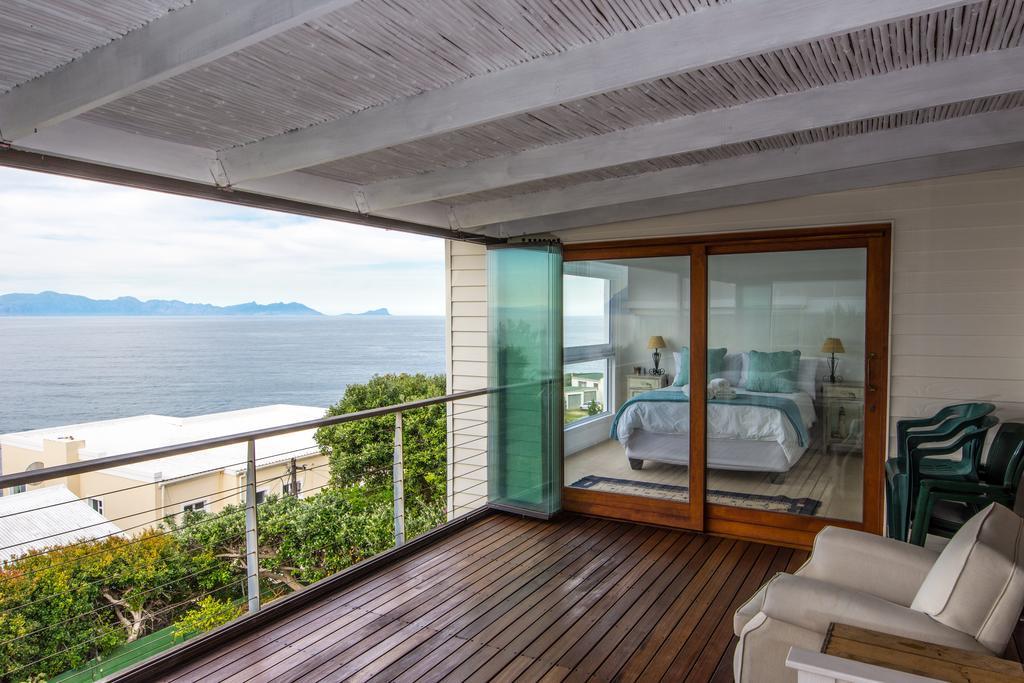 Quarterdeck Holiday Apartment เคปทาวน์ ภายนอก รูปภาพ
